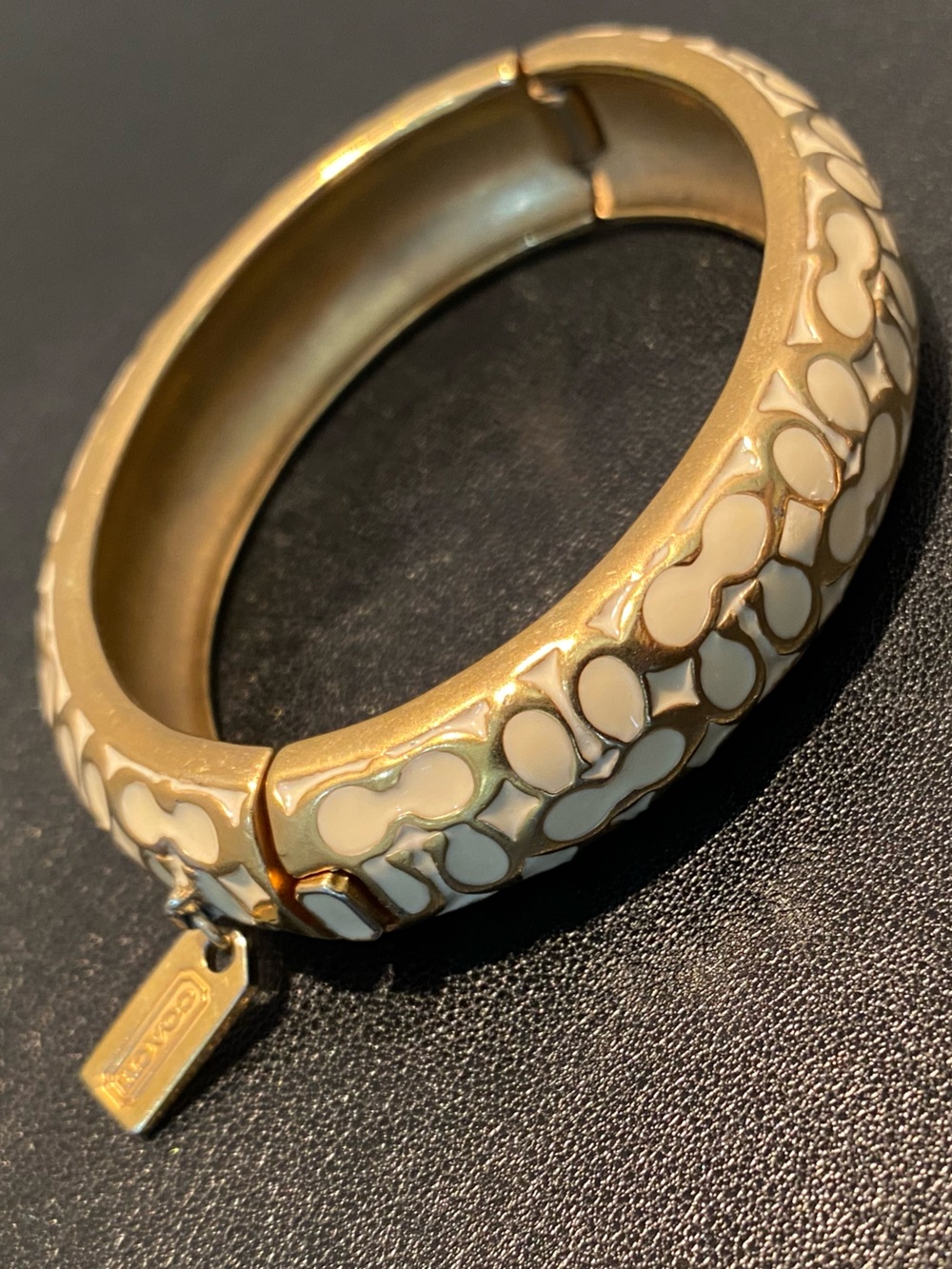 LOW START COACH Signature Goldtone Brass/Ivory Enamel Miranda Dome Ring & Bangle - Picture 3 of 4